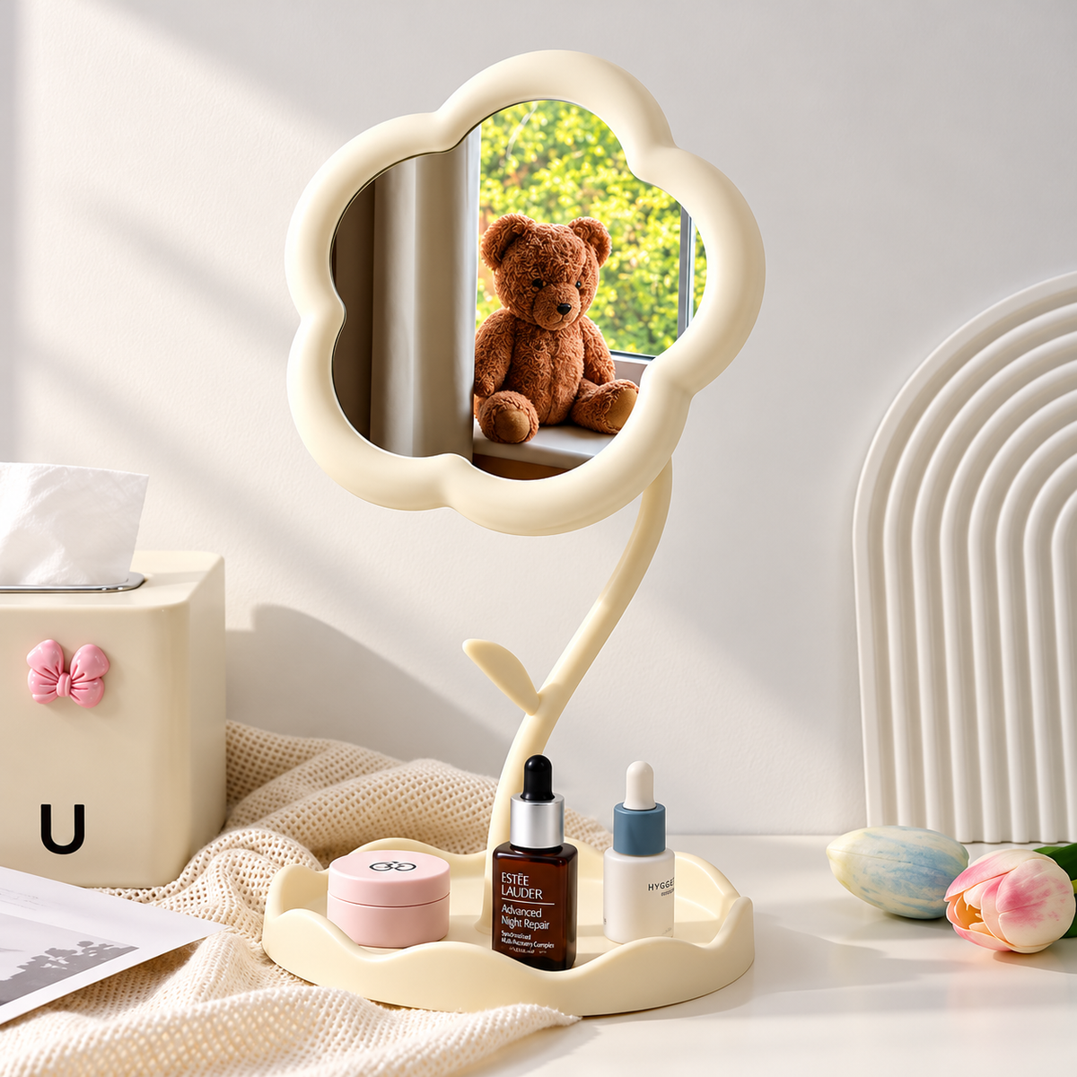 Daisy Bloom Desktop Mirror